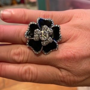 Lia Sophia ring size 5